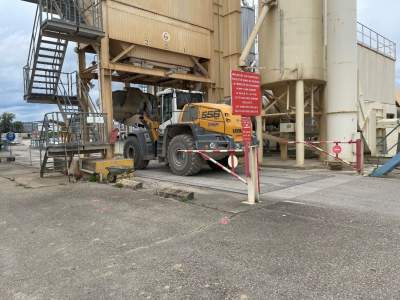 Centrale d'enrobés - Dicker - entreprise de construction - gros oeuvre - groupe Seltz - Alsace 